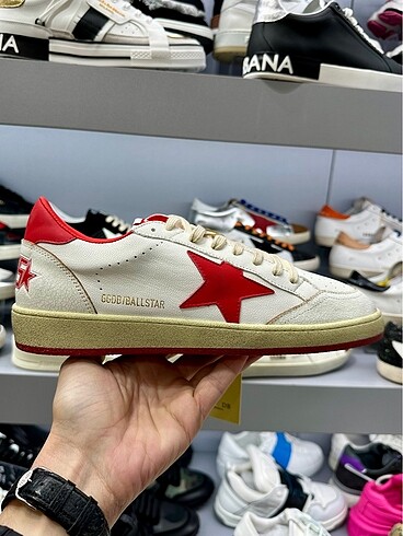 Golden Goose Deluxe Ballstar