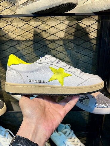 Golden Goose Deluxe Ballstar