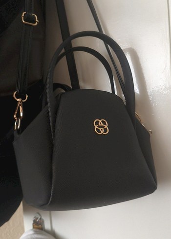 Siyah Deri Kadın Omuz Çantası - Görsel 3