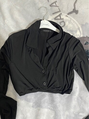 Trendyolmilla crop