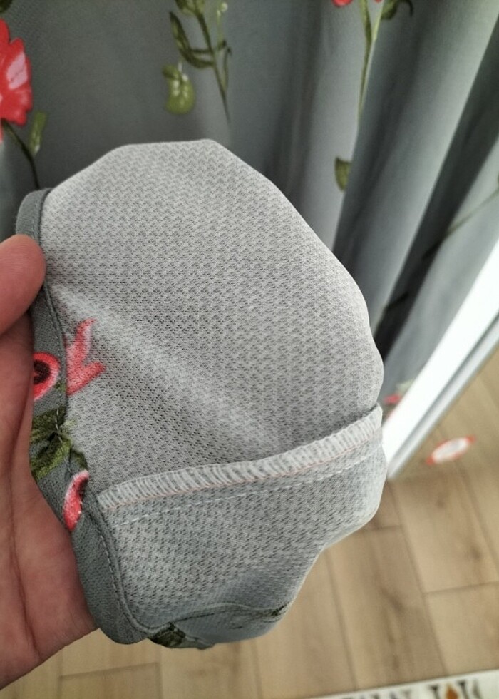 Çiçekli elbise  - Görsel 5