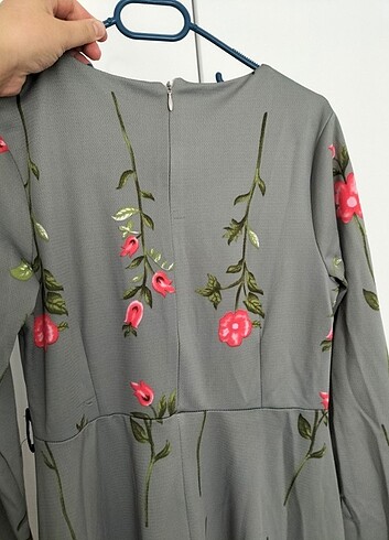 Çiçekli köyü elbise  - Görsel 2