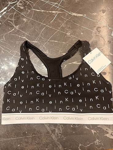 Calvin Klein büstiyer