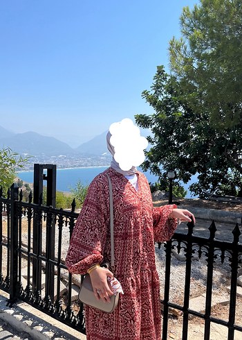 yazlık desenli elbise