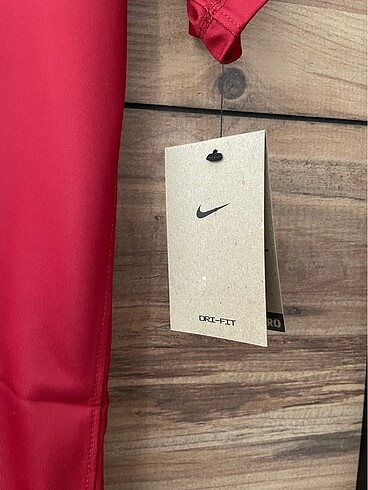 l Beden kırmızı Renk Nike Galatasaray 2023/2024 Sezon Parçalı Forma (L)