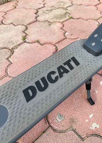 Ducati Pro-I Evo Elektrikli Scooter - Görsel 11