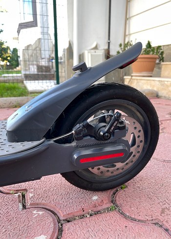 Ducati Pro-I Evo Elektrikli Scooter - Görsel 14