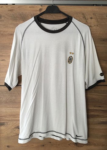 Nike Juventus 2003 Beyaz Forma Tisort