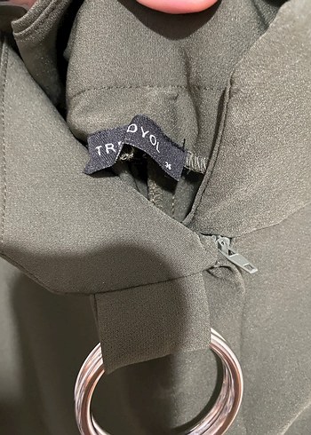 36 Beden Kadın Haki Kumaş Kemerli Pantolon ve siyah pantolon