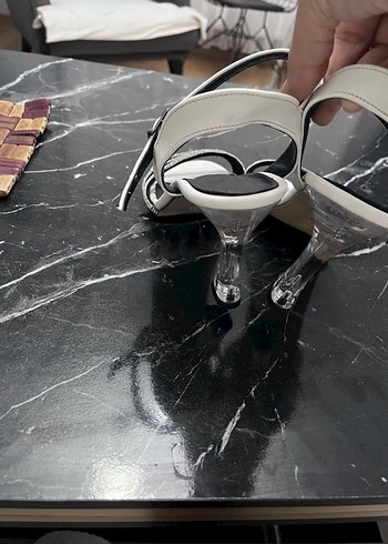 38 Beden beyaz Renk Beyaz Parlak Yılan Desenli Stiletto Topuklu Kadın Ayakkabı