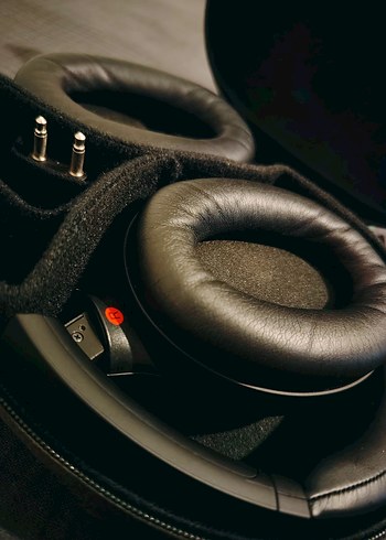 SONY WH-1000 XM4 Kulaklık - Görsel 5