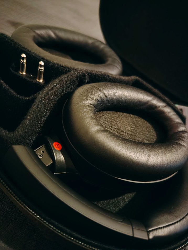 SONY WH-1000 XM4 Kulaklık - Görsel 5