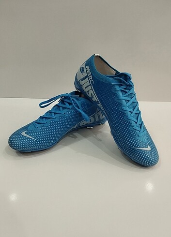 Nike Mercurial krampon ?