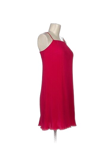Zara Zara Kısa Elbise %70 İndirimli.