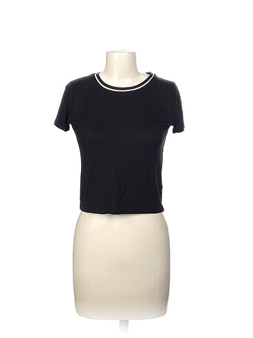 Diğer T-shirt %70 İndirimli.