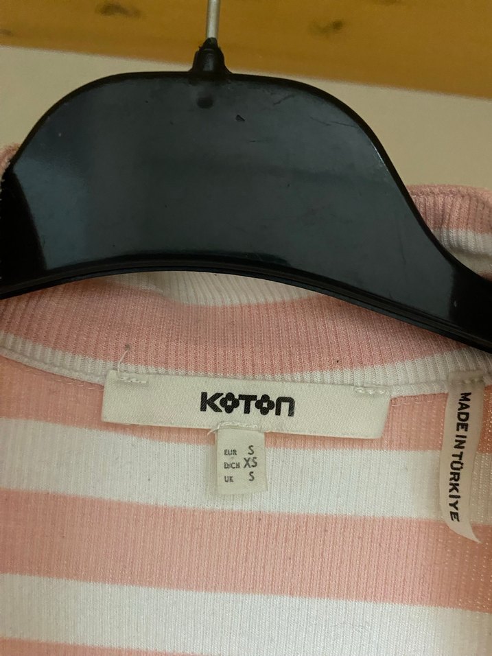 Kadın Pembe Çizgili Polo Tişört - Görsel 3