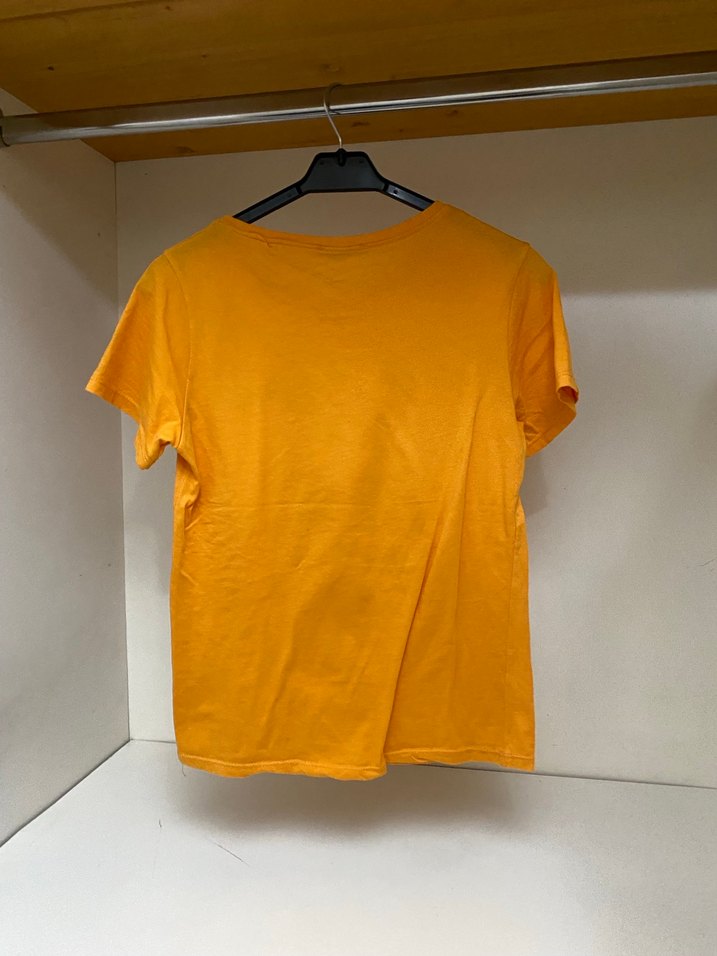 Sarı Baskılı Kadın Tişört - Görsel 4