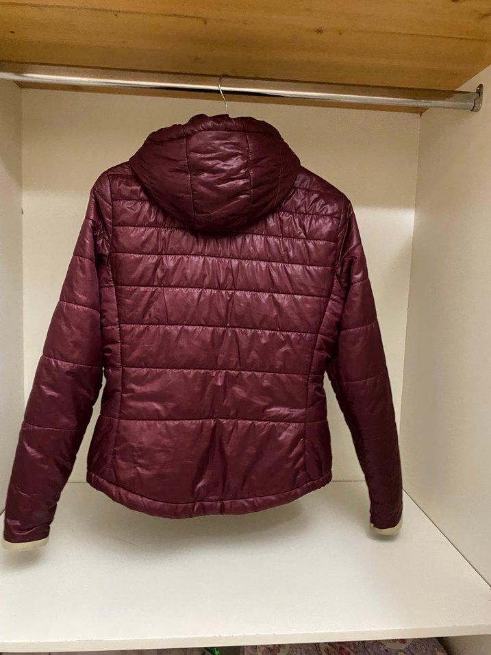 Bordo Parlak Kapüşonlu Kadın Mont - Görsel 5