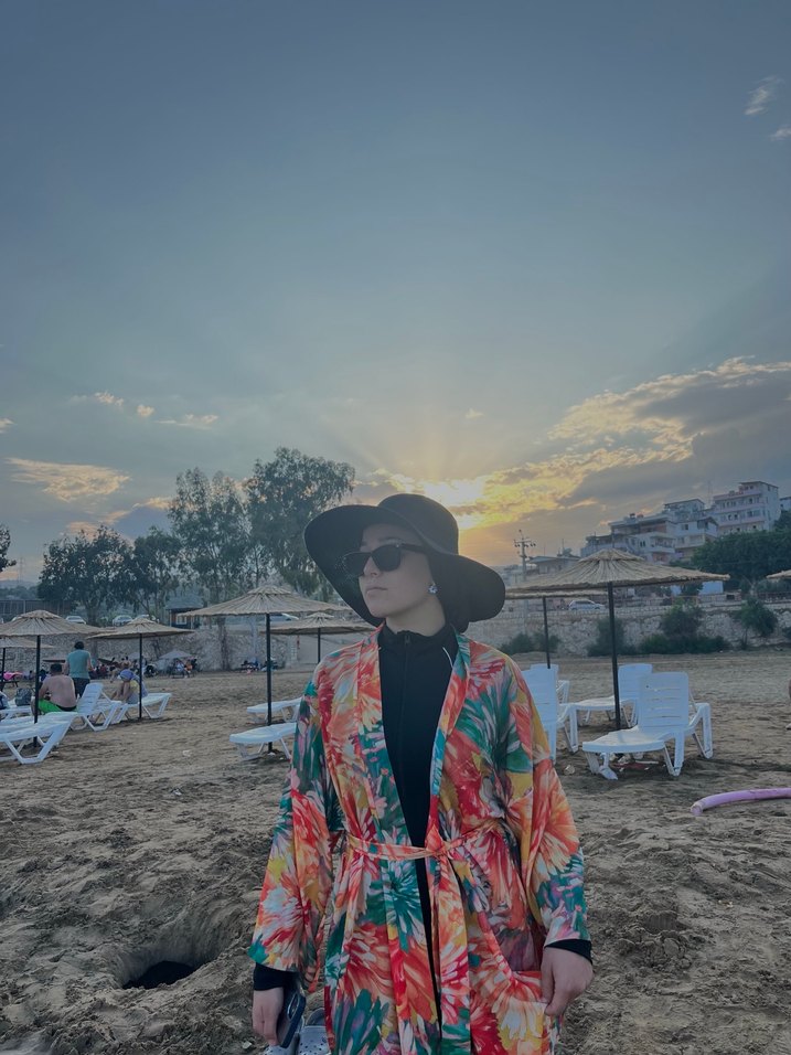 Uzun Çok Renkli Transparan Kadın Kimono - Görsel 2