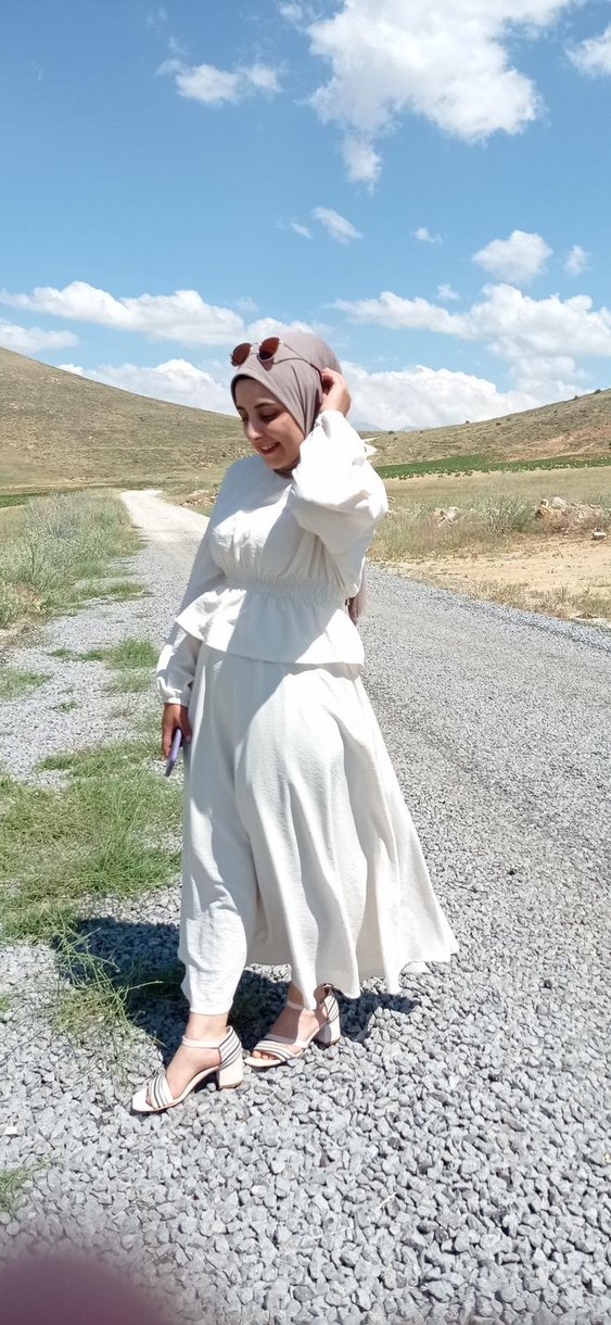 Beyaz Etnik Desenli Uzun Pamuklu Elbise - Görsel 2