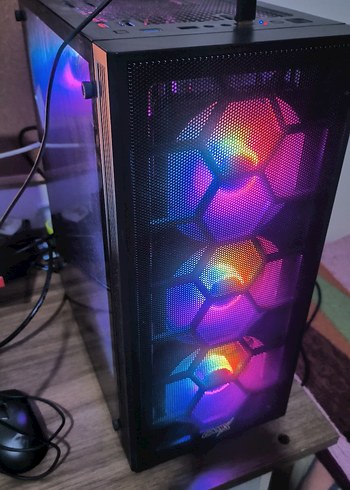 Asus Çok Renkli RGB Masaüstü Bilgisayar