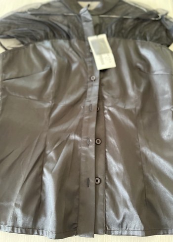 Gucci Siyah Düğmeli V Yaka Tül bluz - Görsel 5