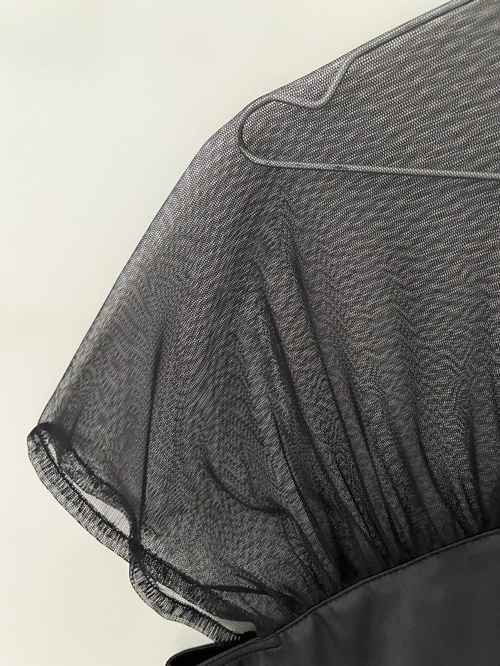 Gucci Siyah Düğmeli V Yaka Tül bluz - Görsel 4