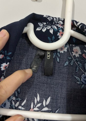 Lacivert Desenli Uzun Kollu Kadın Gömlek - Görsel 2