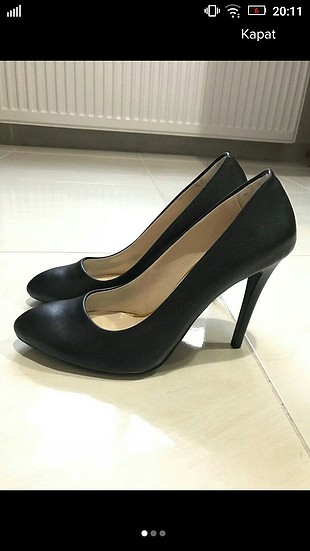 siyah stiletto