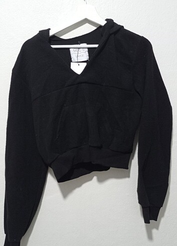 Crop sweatshirt 