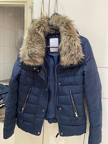 Bershka mont