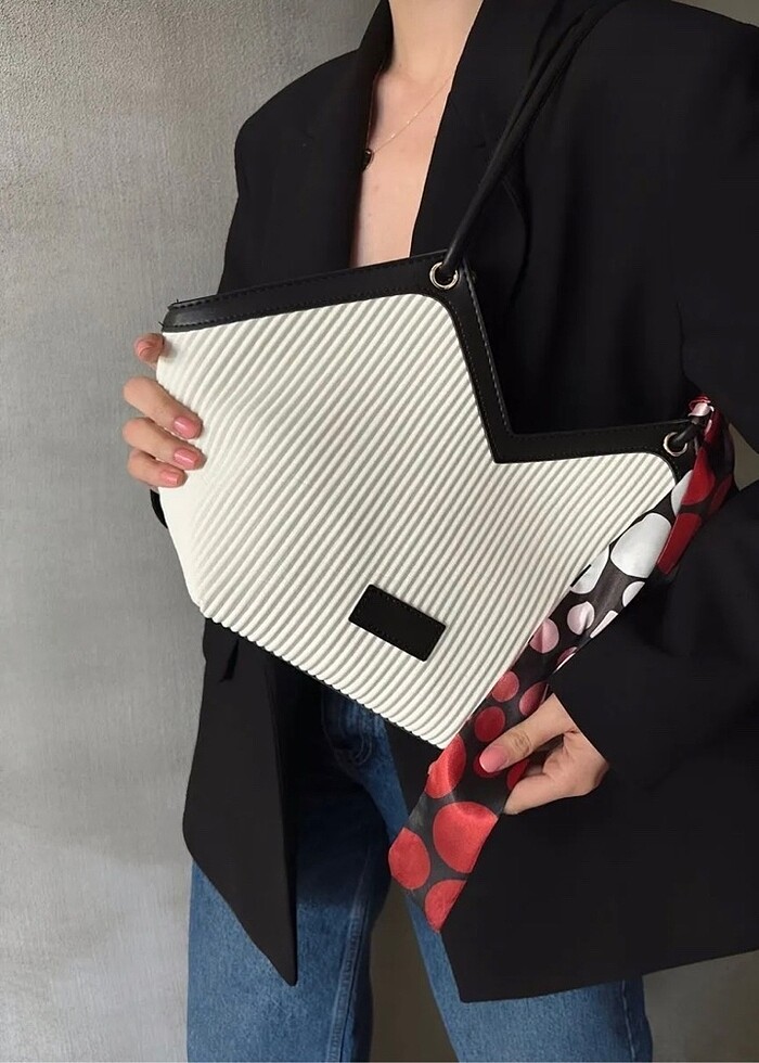 KOL ÇANTASI - Görsel 4