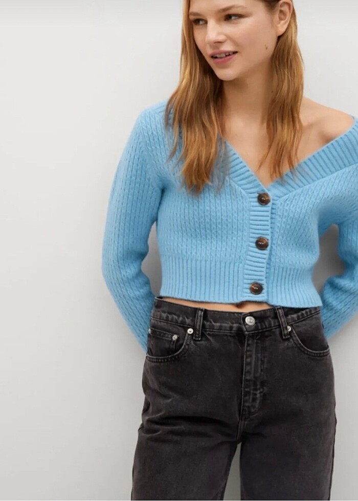 MANGO DÜĞMELİ KISA HIRKA KAZAK - Görsel 2