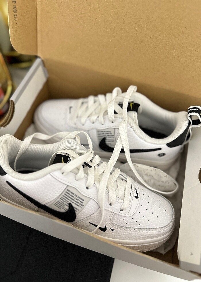 nike air force 1 lv8 utility - Görsel 3