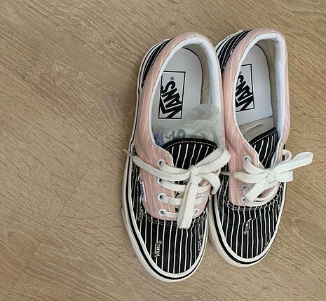 VANS AYAKKABI