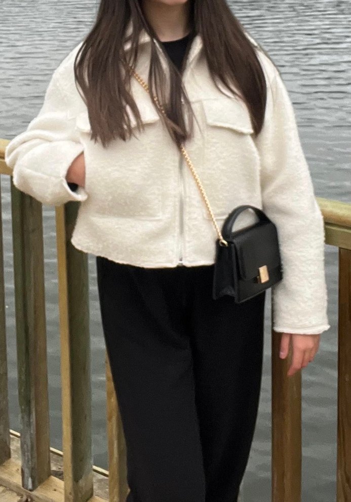 Beyaz Fermuarlı Kısa Kadın Ceketi - Görsel 2