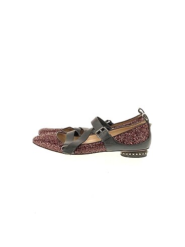 Valentino Babet %70 İndirimli.