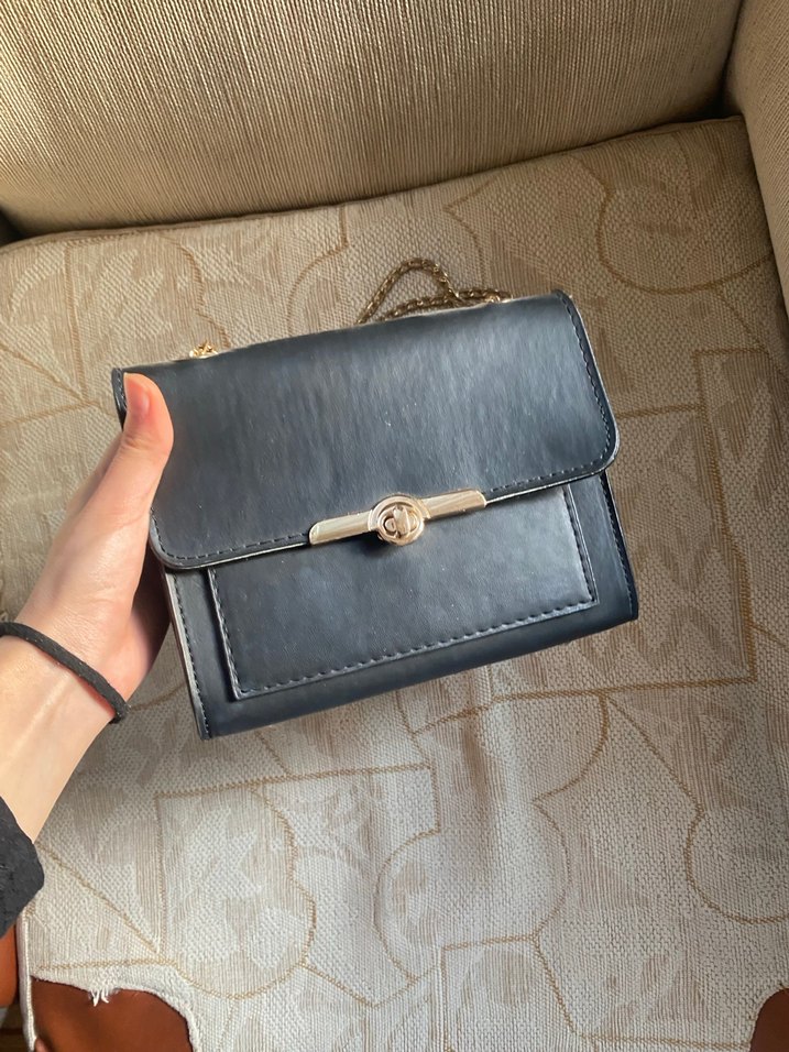 Zincir Detaylı Siyah Deri Kadın Çanta - Görsel 3