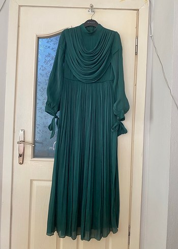 Yeşil Drapeli Uzun Kadın Elbise - Görsel 2