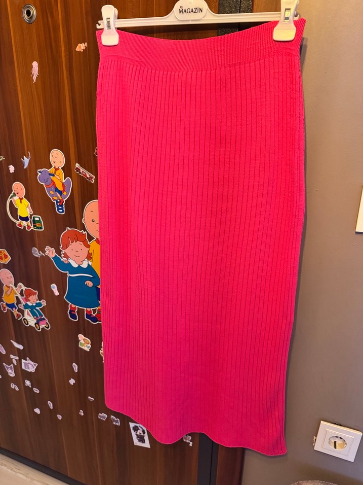 Pembe Yarım Fermuarlı Yüksek Yaka Triko Kazak Etek takım - Görsel 3