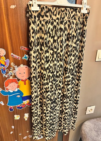 Leopar Desenli Uzun Pilili Kadın Etek - Görsel 3