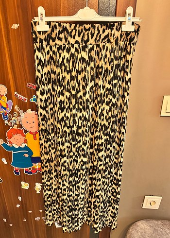 Leopar Desenli Uzun Pilili Kadın Etek - Görsel 2