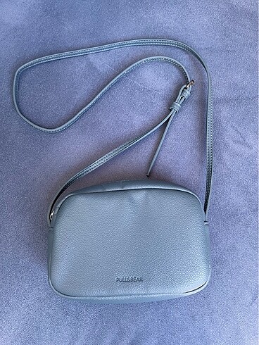 Pull and Bear Askılı Mini Çanta
