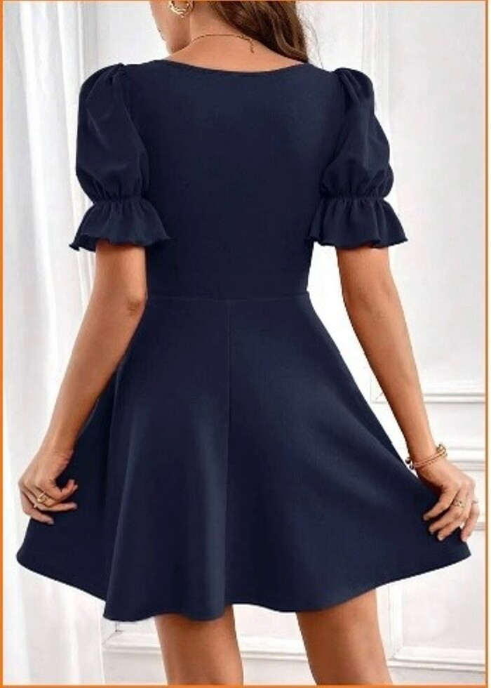 Kare Yaka Balon Kol Mini Krep Elbise - Görsel 2