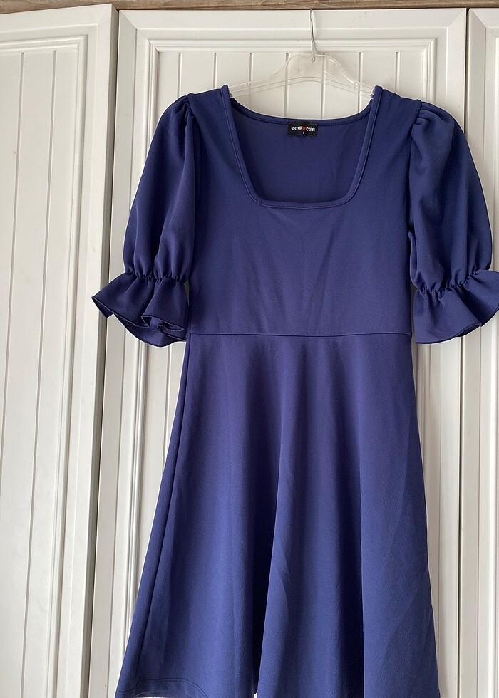 Kare Yaka Balon Kol Mini Krep Elbise - Görsel 3