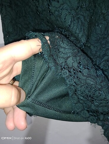 Yüksek Yaka Dantelli Bluz - Görsel 2