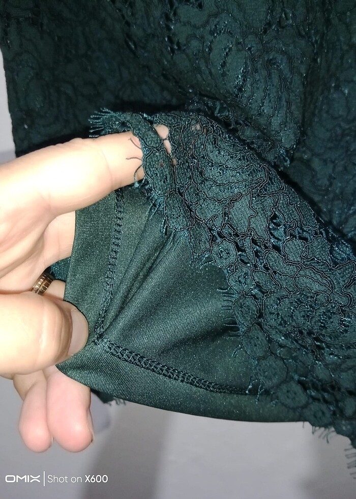 Yüksek Yaka Dantelli Bluz - Görsel 2