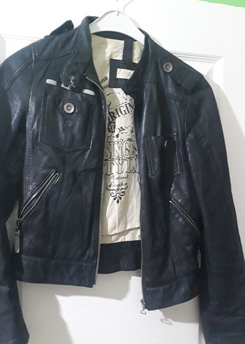 Siyah Deri Kadın Biker Ceket