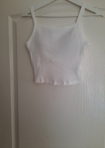 Beyaz İnce Askılı Crop Top