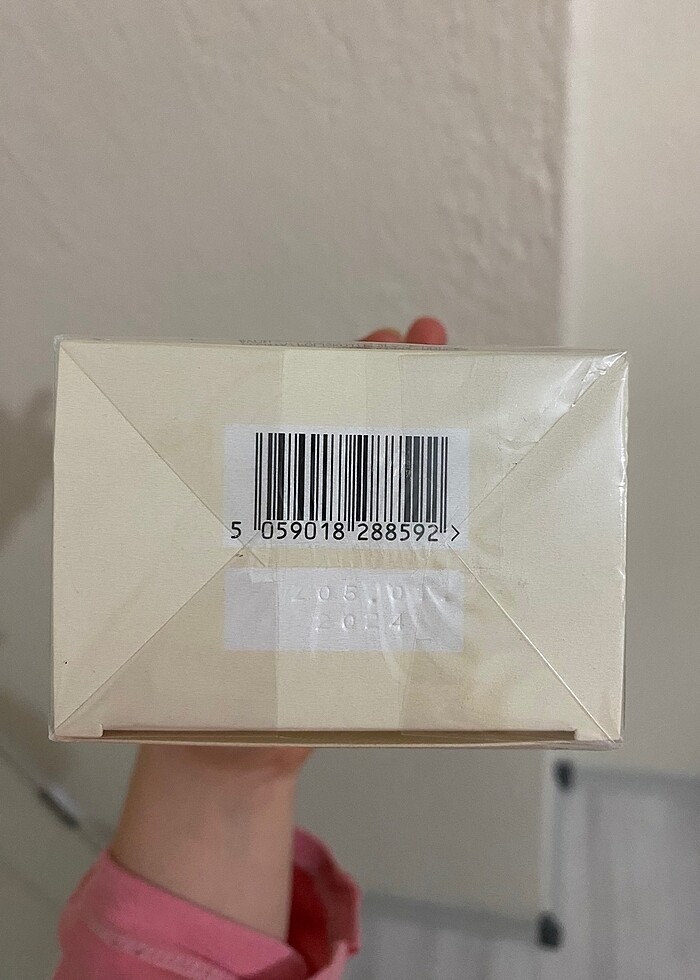 Far away eski şişe ambalajlı 50 ml - Görsel 2